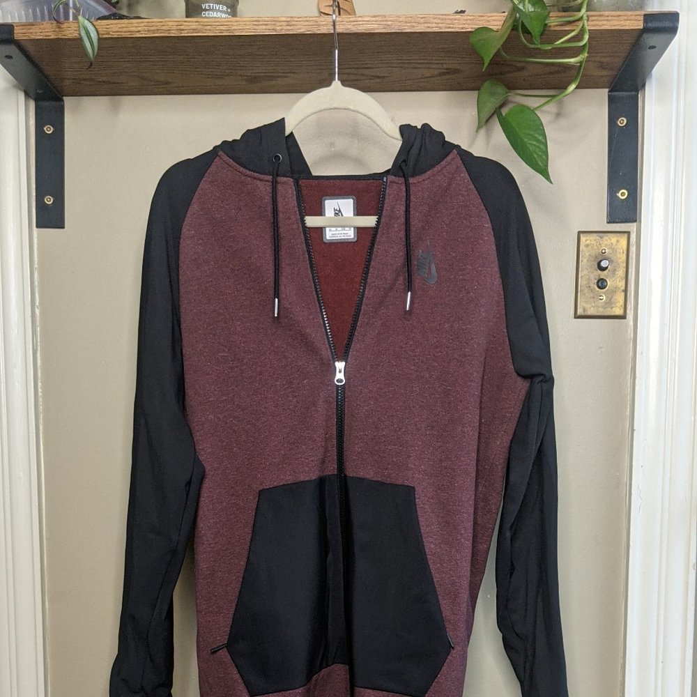 Nike Lab Women’s Essential Fleece Long Hoodie (Burgundy) - XSmall - New